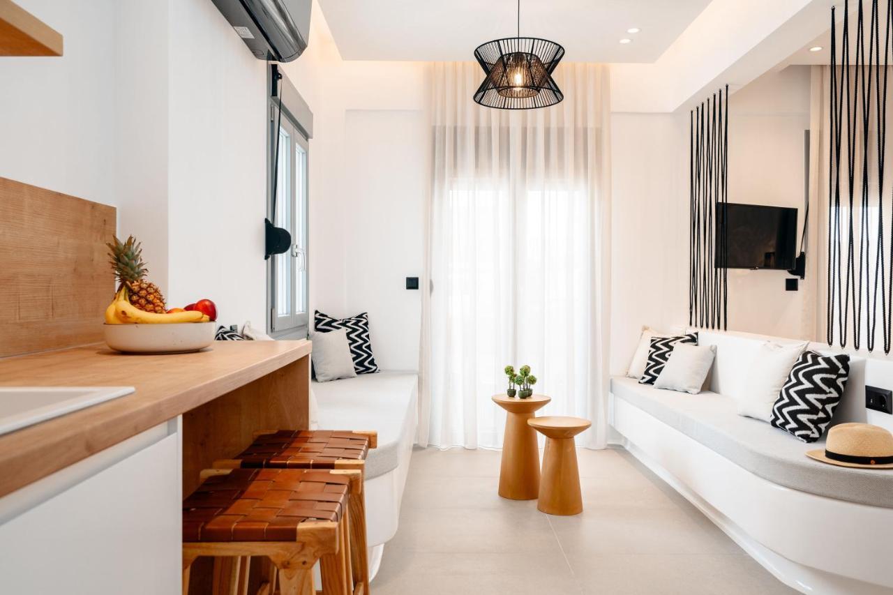 Elvirtus Suites Naxos City Buitenkant foto