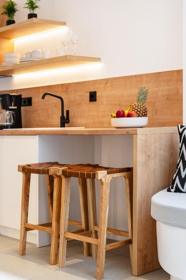 Elvirtus Suites Naxos City Buitenkant foto